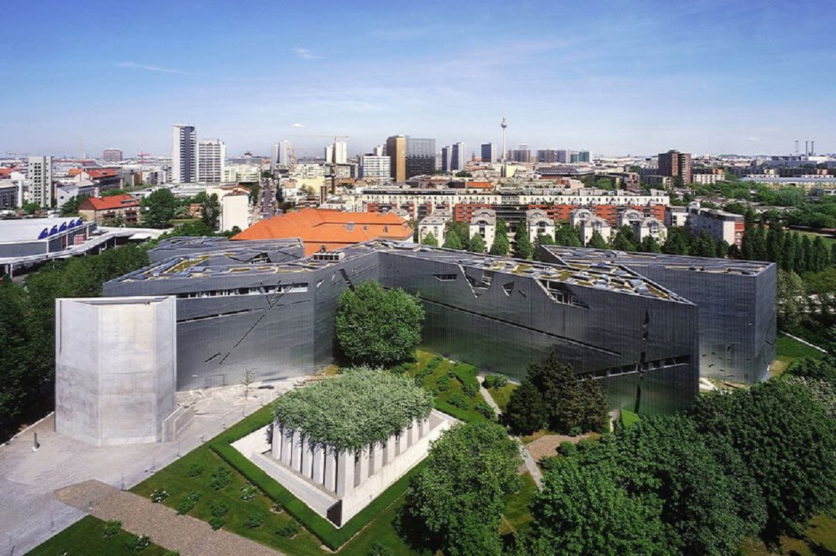 موزه یهود برلین اولین موزه یهود برای یادمانی از یهودیان کشته شده